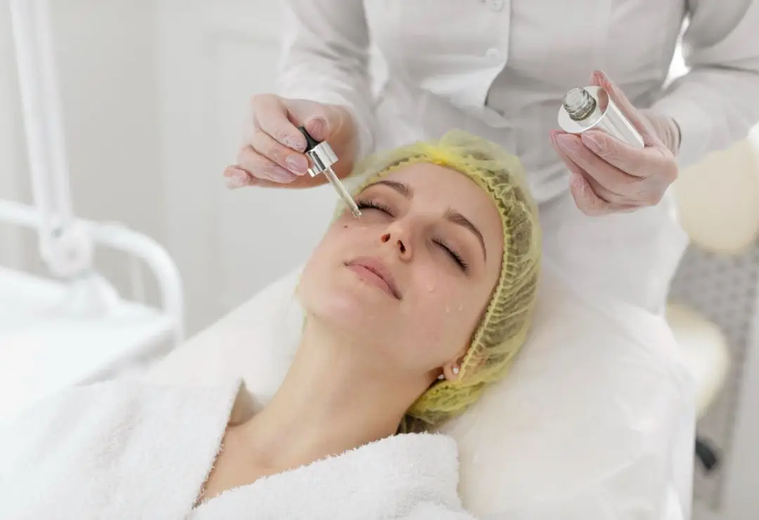 Dubai's Most Trusted Home Peptide Therapy Service Life Aid